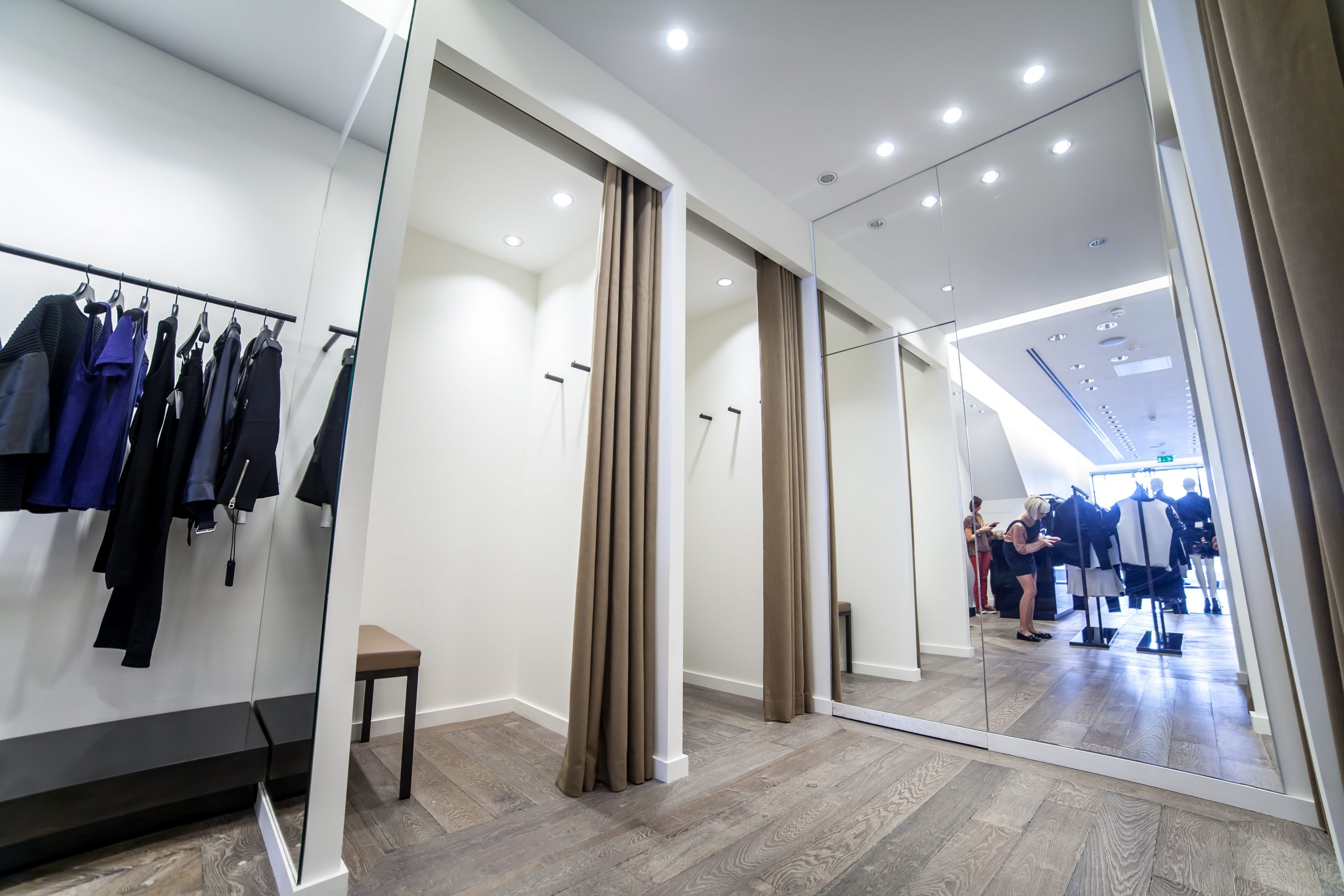 Retail Fit Out&Refurbishment Contractors  - Photo №20