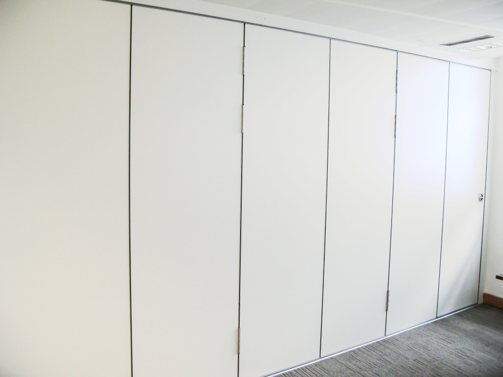 How to choose the right colours for your office design to increase productivity?