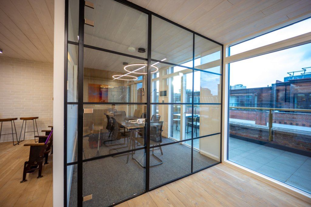 Should You Relocate or Fit-out Your Office? Making the Right Decision for Your Business  - Photo №2