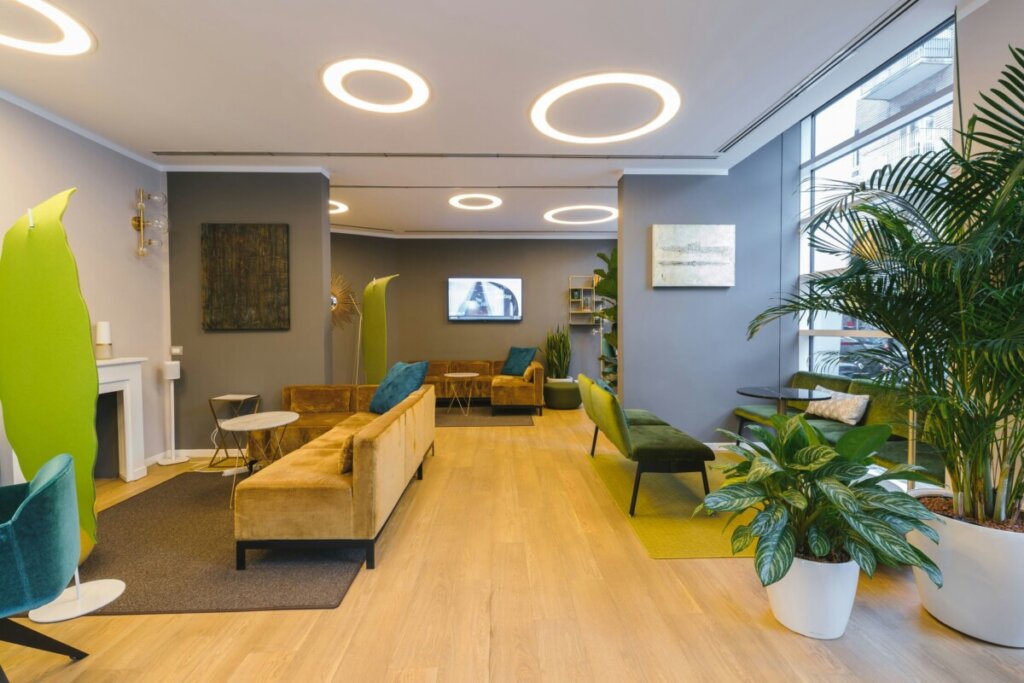 What is the Difference Between Fit Out and Refurbishment? - Photo №1 What is the Difference Between Fit Out and Refurbishment?